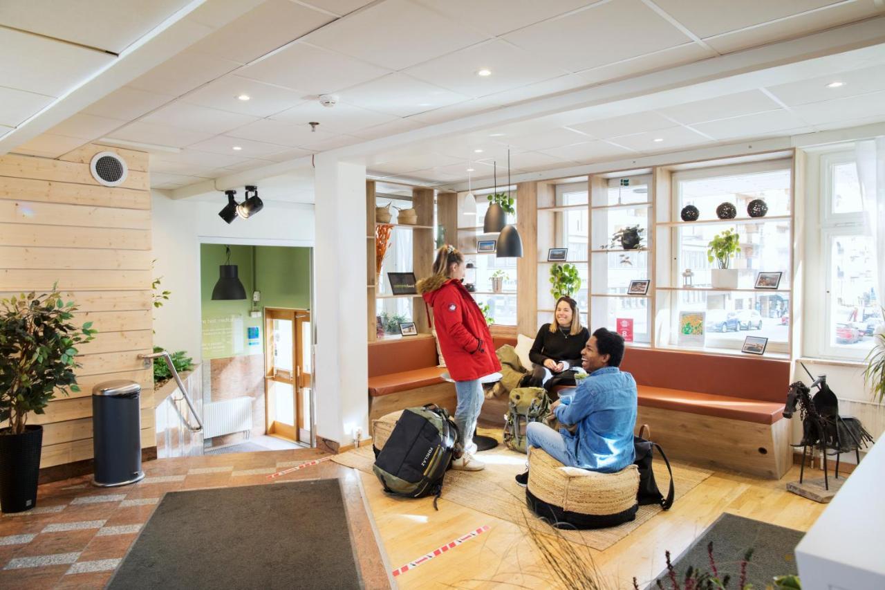 Slottsskogens Hostel Gothenburg Exterior photo