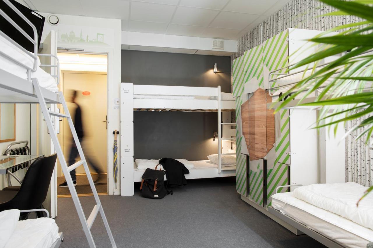 Slottsskogens Hostel Gothenburg Exterior photo