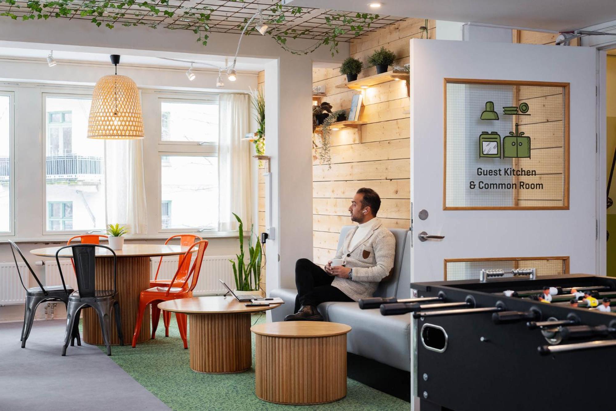 Slottsskogens Hostel Gothenburg Exterior photo